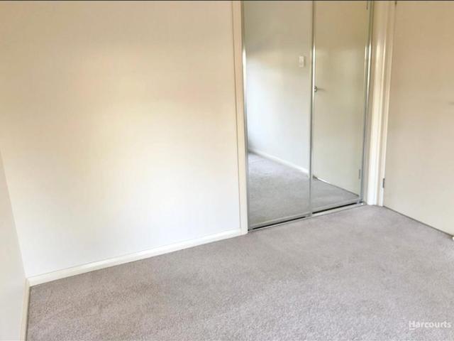 Modern & Private Two Bedroom Granny Flat.