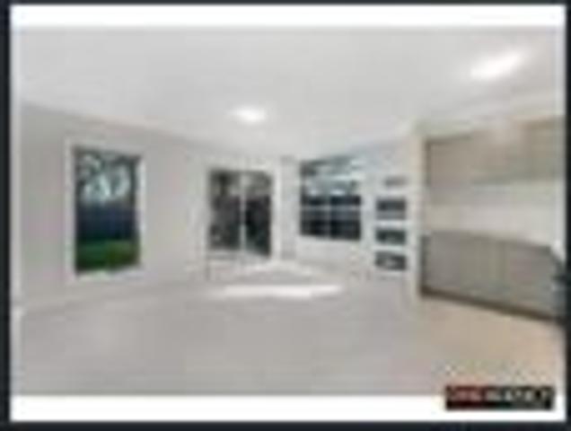 Modern & Private Two Bedroom Granny Flat with Alfresco Living