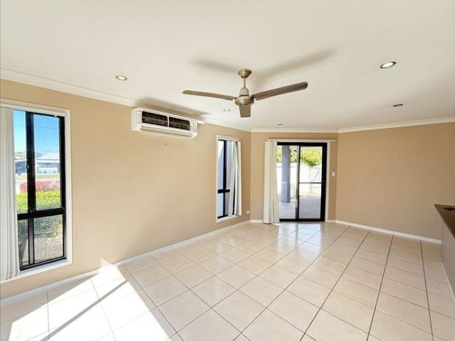 Modern, Private Living in a Quiet Complex — Walk to Town!