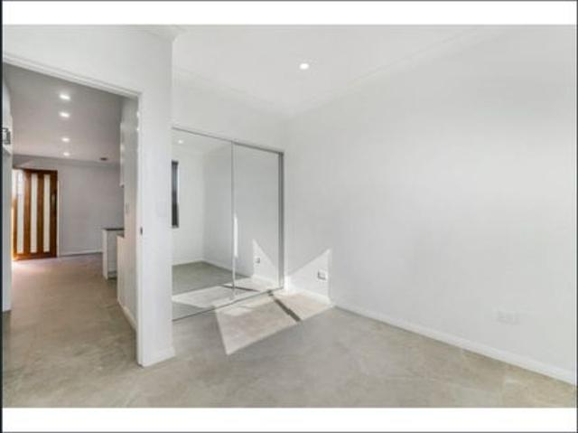 Modern, Private & Perfectly Positioned!