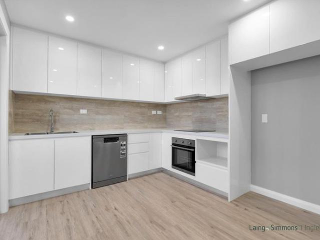 Modern, Private Perfectly Positioned!