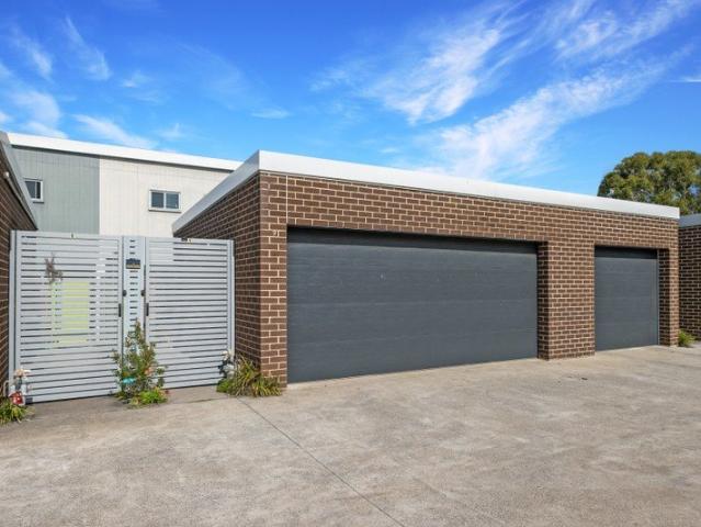 Modern, Private & Serene Townhouse Living