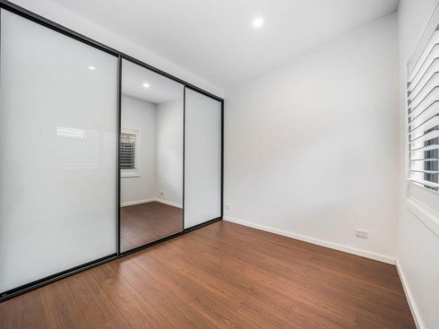 Modern & Private Studio Living in Green Valley!