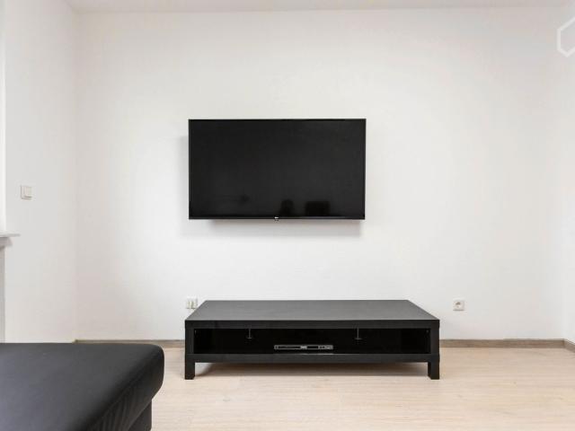 Modern, quiet apartment with good connections to the city center and the Frankfurt trade fair, Frankfurt Amsterdam Apartments for Rent