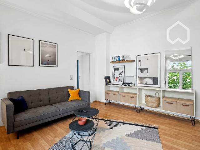 Modern, quiet, beautiful & super central home in Düsseldorf Medienhafen, Dusseldorf Amsterdam Apartments for Rent