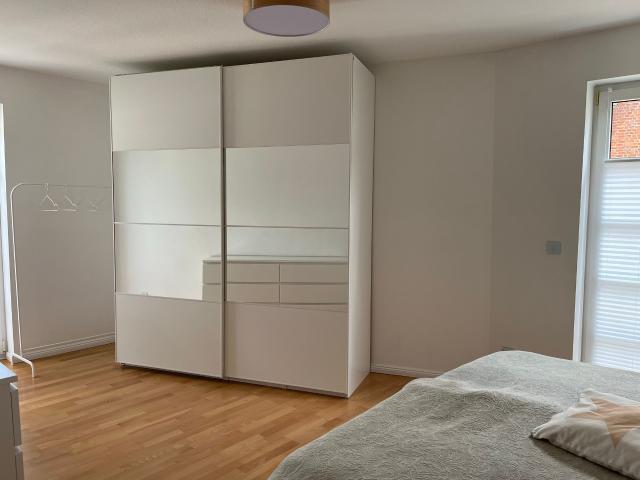 Modern, quiet, furnished 3 room apartment in Siegburg 15min walking distance to ICE train station
