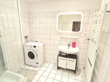 Modern & Quiet Studio in Prime Düsseldorf Pempelfort/Derendorf Location, Dusseldorf Amsterdam Apartments for Rent