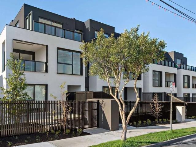 Modern Retreat in a Lifestyle Locale
