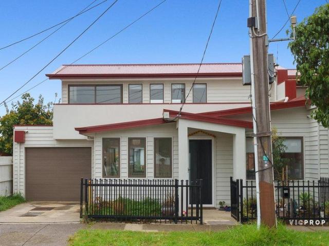 Modern Reverse Living in the Heart of Braybrook
