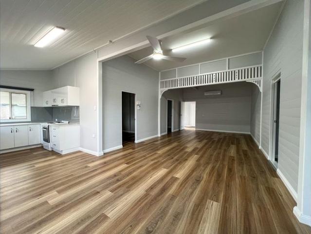 Modern Renovated Family Home in a Convenient Allenstown Location