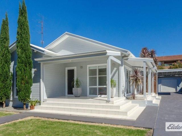 Modern, renovated family home!