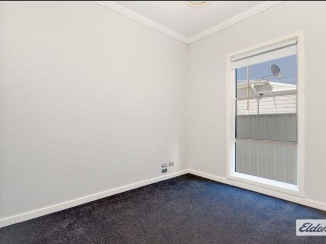 Modern, renovated family home!