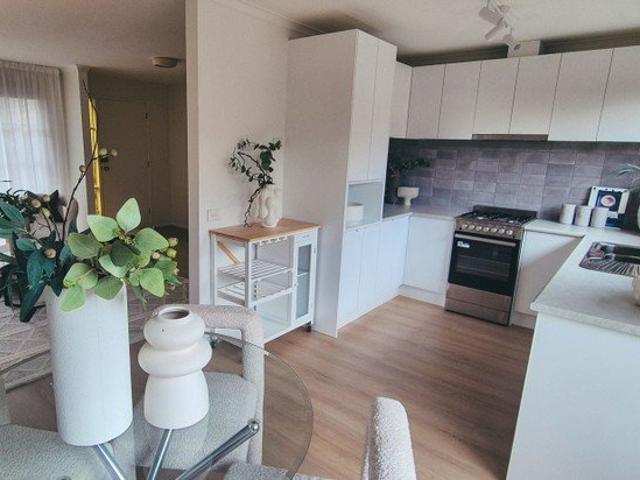 Modern Renovation. Perfectly Positioned Full Size Villa