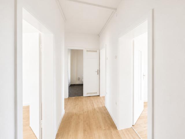 Modern renovierte 3 Zimmer Wohnung in zentraler Innenstadtlage