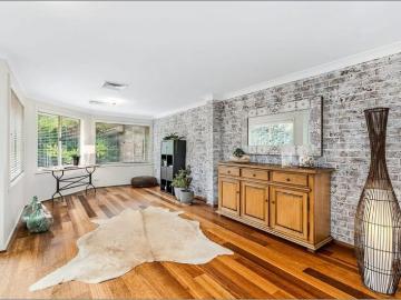 Modern residence in convenient location
