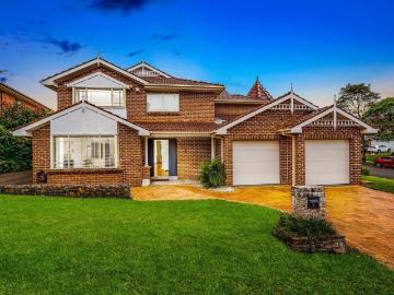 Modern residence in convenient location