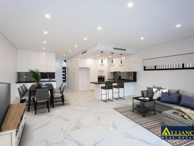 Modern Residence in Convenient Position