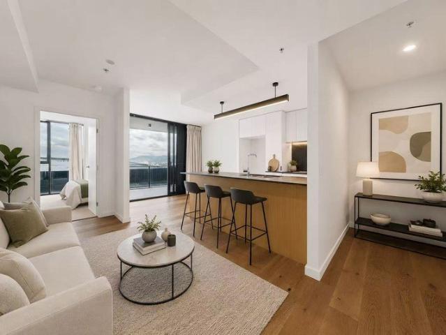 Modern Resort Style Living with Secure Parking in South Brisbane