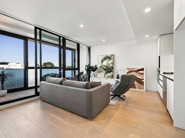 Modern Richmond Living with Secure Car Space