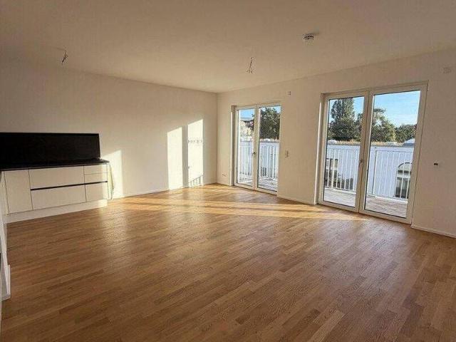 Modern wohnen mit Weitblick in Lichtenberg: 4 Zimmer, Neubau mit Fußbodenheizung