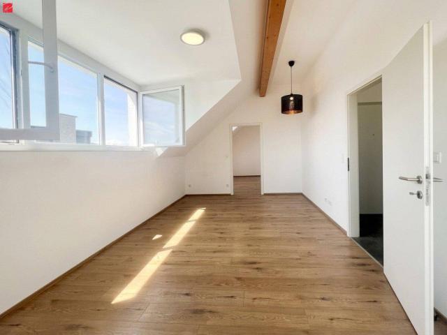 Modern wohnen mit Weitblick Sonnenterrasse & Parkplatz inklusive!