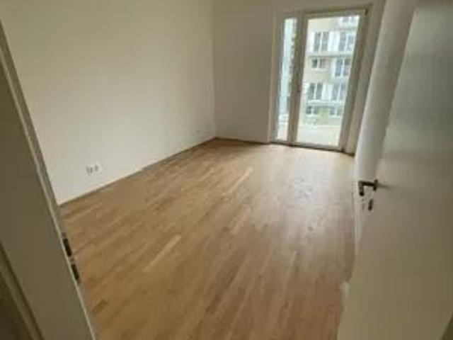 Modern wohnen nahe U6 Alterlaa | Großer Balkon | Fitnessraum | E Ladestation