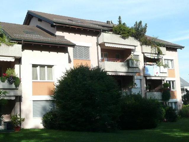 Modern wohnen in Schwerzenbach – frisch saniert & bestens angebunden!