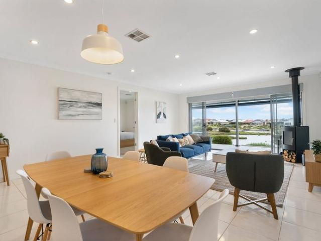 Modern Waterfront Comfort with Stunning Views