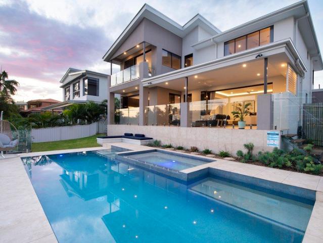 Modern Waterfront Luxury An Oasis for Exceptional Family Living and Entertaining