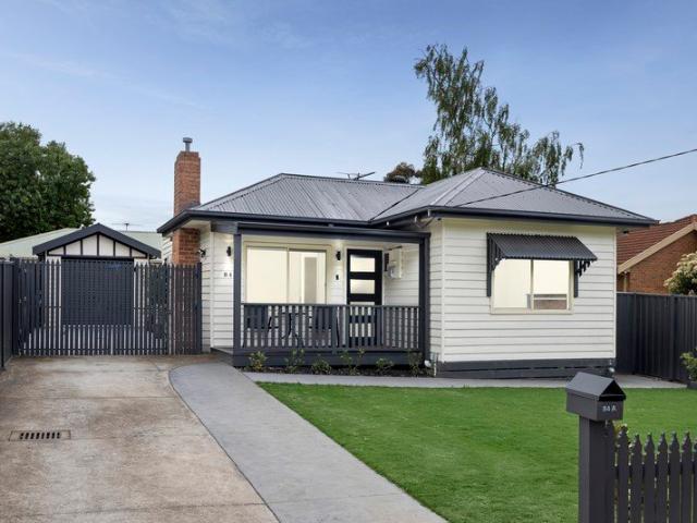 Modern Weatherboard Elegance with park frontage in the heart of Sunbury