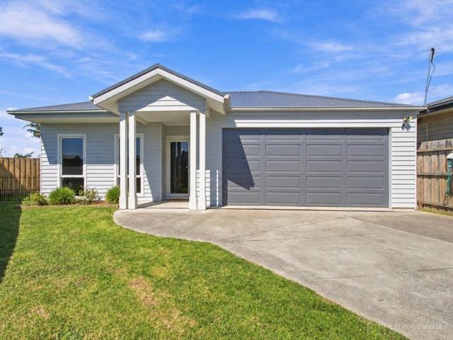 Modern West End Living with Investment Appeal