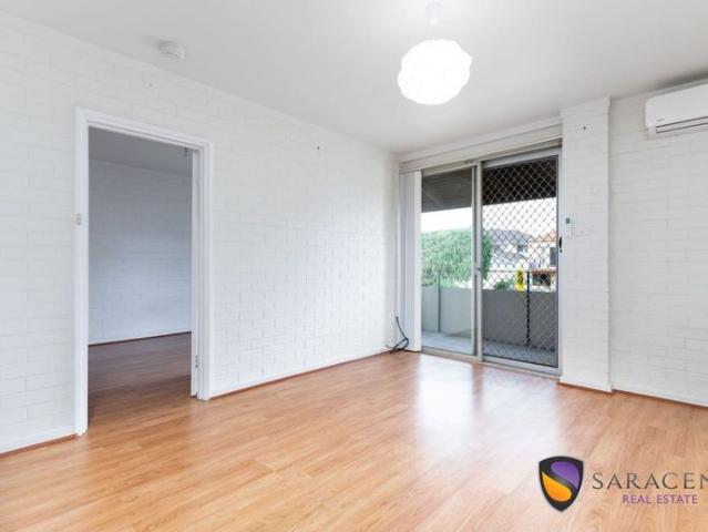 Modern, with air con