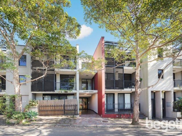 MODERN WITH SUNLIT LEAFY ASPECT ONLY MOMENTS TO BROADWAY, VICTORIA PARK & CBD TRANSPORT