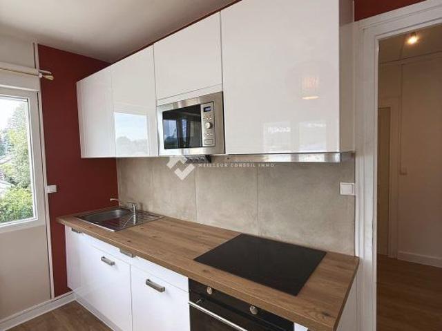 Modern T2 Renovation Premium