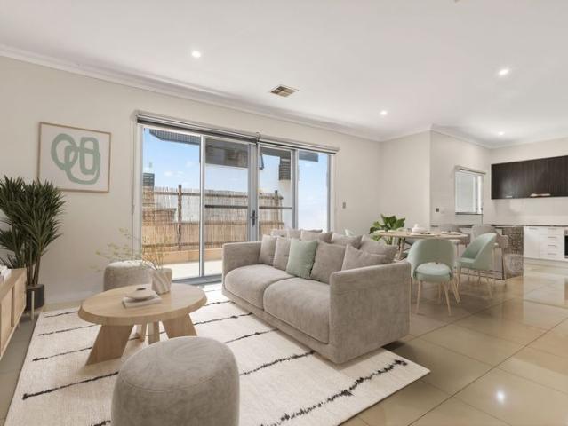 Modern Townhome 3 Bedrooms all with Ensuites
