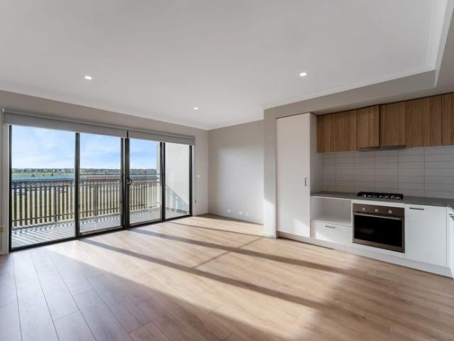 Modern Townhome in Harpley, Werribee