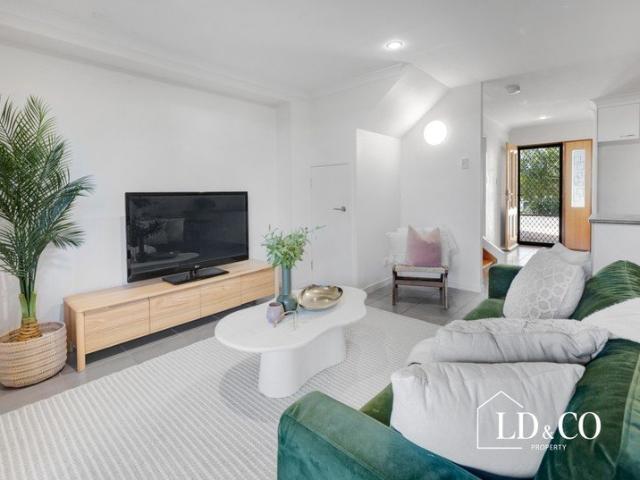 Modern Townhouse Offering Comfort, Convenience and Investment Appeal