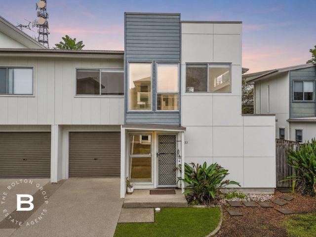 Modern Townhouse in a Convenient Location