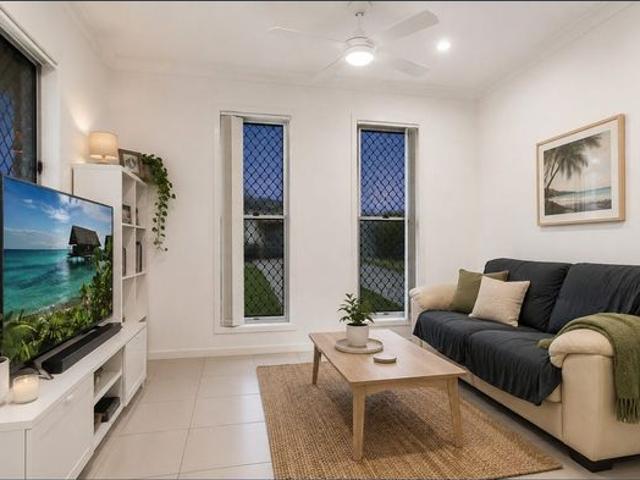 Modern Townhouse in a Prime Dakabin Location