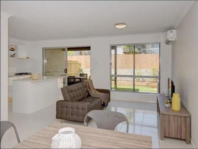 Modern Townhouse in a Prime Nambour Location