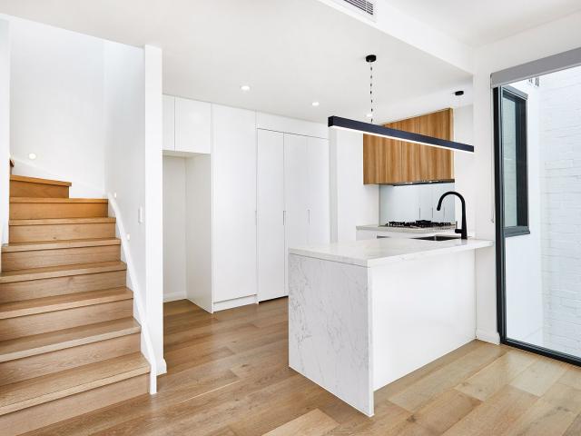 Modern Townhouse in Boutique Development