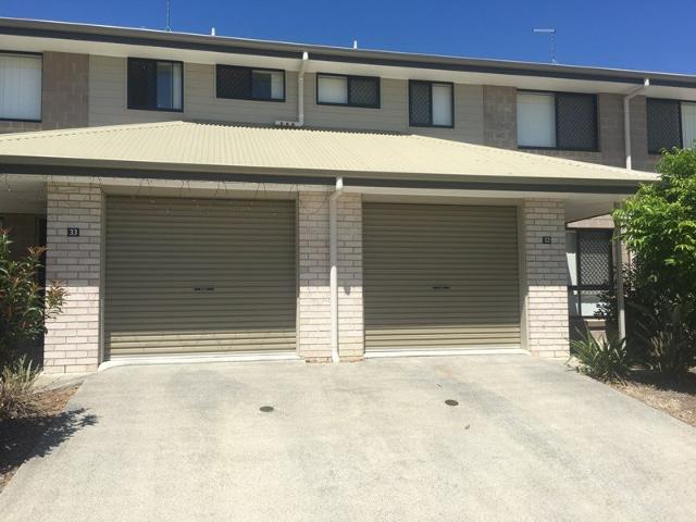 Modern townhouse in great location Water bills are included in the rent!