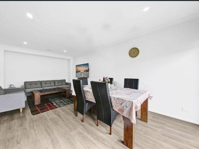 Modern Townhouse in Jubilee Estate