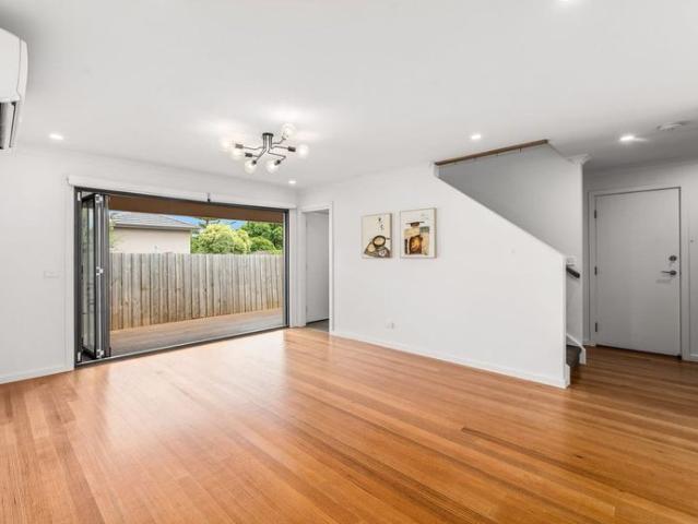 Modern Townhouse in Prime Location