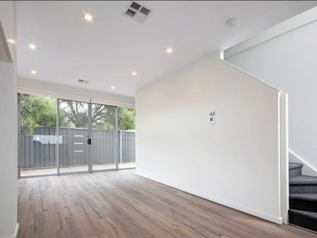 Modern townhouse in prime position within the inner west