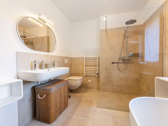 Modern townhouse in the green west of Vienna, Vienna Amsterdam Apartments for Rent