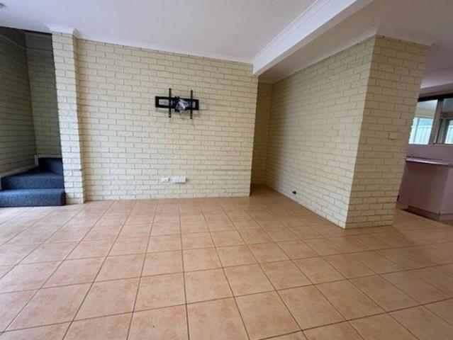 Modern Townhouse in the Heart of Wollongbar