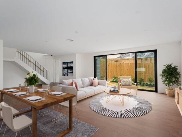 Modern townhouse in the heart of Glen Iris