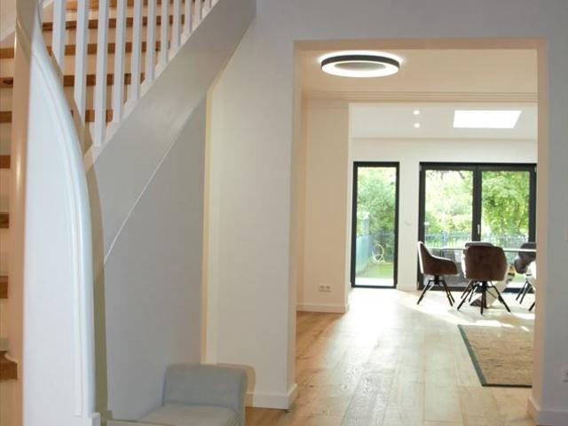 Modern Townhouse in Zehlendorf Urban Living in Green Surroundings