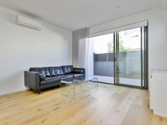 Modern Townhouse Living in the Heart of Ascot Vale